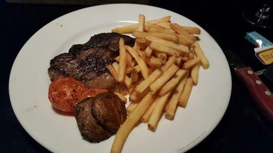 Victory Pub & Kitchen