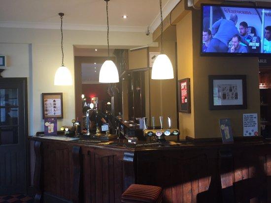 The Three Crowns Restaurant Grill And Bar