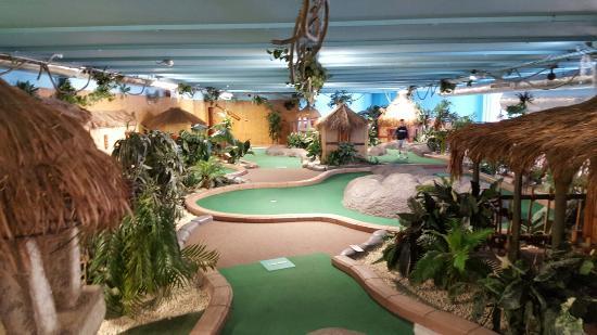 Adventure Island Mini Golf